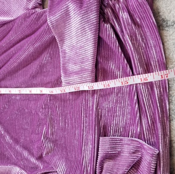 Knit Long Sleeves - Picture 3 of 4